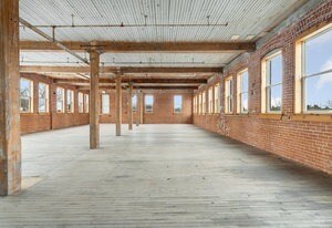 More Photos Of 1 Sherbrooke St E, Perth Office For Lease