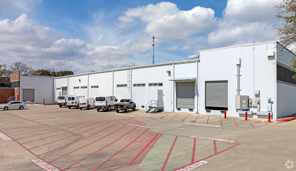 More Photos Of 12000 Network Blvd, San Antonio Unknown For Lease