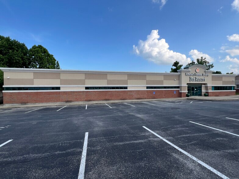 More Photos Of 13300 Magisterial Dr, Louisville Veterinarian Kennel For Lease