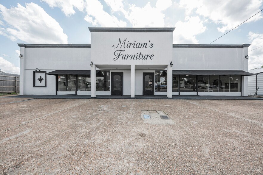 Primary Photo Of 707-709 Trenton St, West Monroe Storefront For Sale