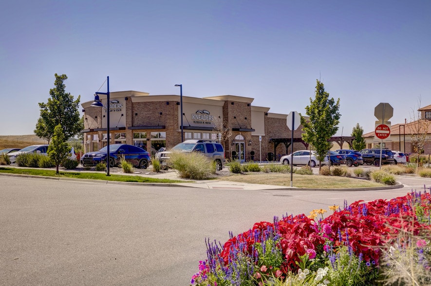 More Photos Of 9846 Zenith Meridian Dr, Englewood Restaurant For Lease