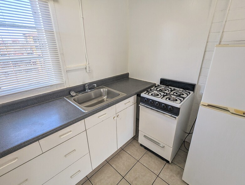 More Photos Of 2027 E Benson Hwy, Tucson Apartments For Sale