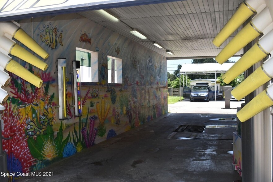 More Photos Of 226 S Courtenay Pky, Merritt Island Carwash For Sale