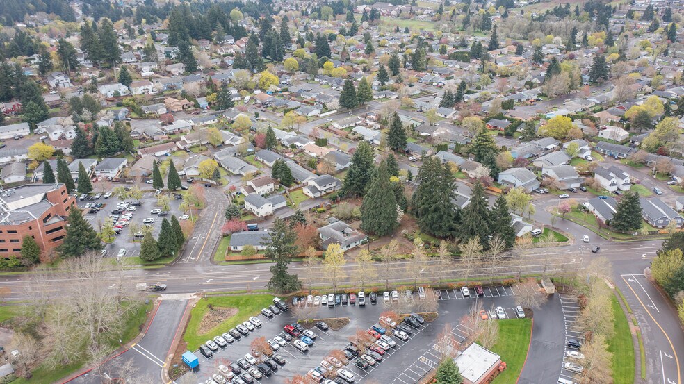 More Photos Of 5198 Skyline Rd S, Salem Multifamily For Sale