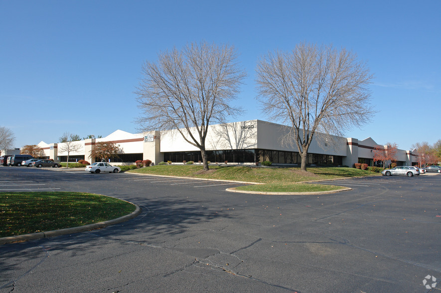 Primary Photo Of 9600 76th St W, Eden Prairie Showroom For Sale