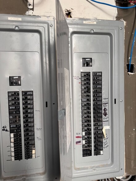 More Photos Of 1330 Walnut St, Philadelphia General Retail For Sale