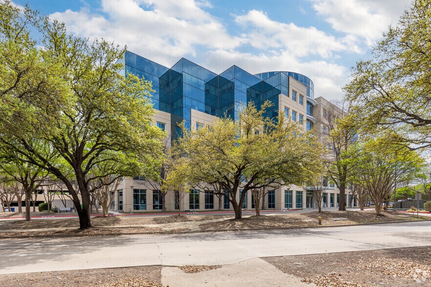 More Photos Of 8500 Freeport Pkwy, Irving Office For Lease