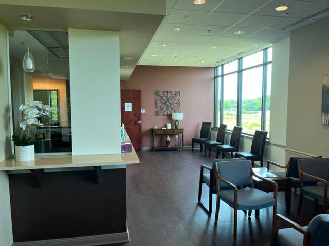 More Photos Of 1608 Williams Dr, Murfreesboro Medical For Sale