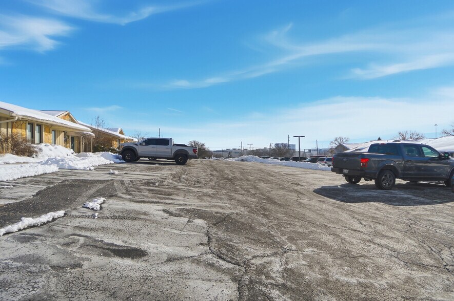 More Photos Of 12071-12079 Sheraton Ln, Cincinnati Medical For Sale