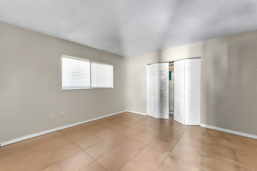More Photos Of 1481 NW 22nd St, Fort Lauderdale Apartments For Sale