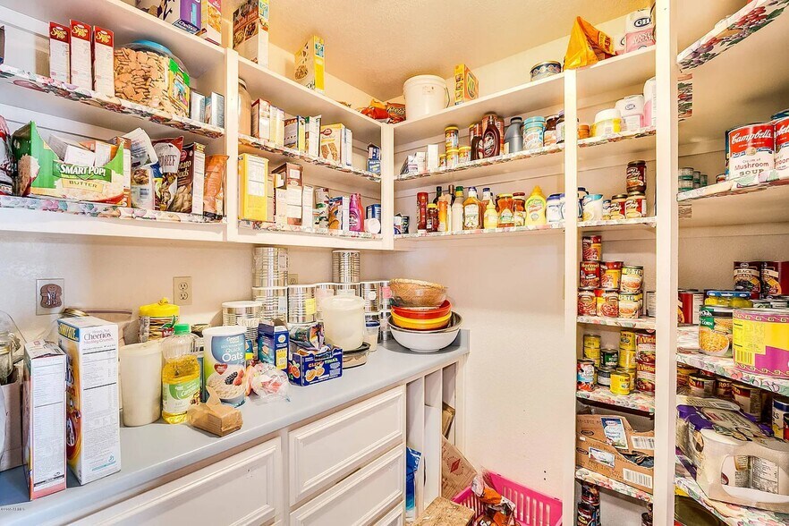 More Photos Of 1625 N Cherry Cir, Mesa Healthcare For Sale