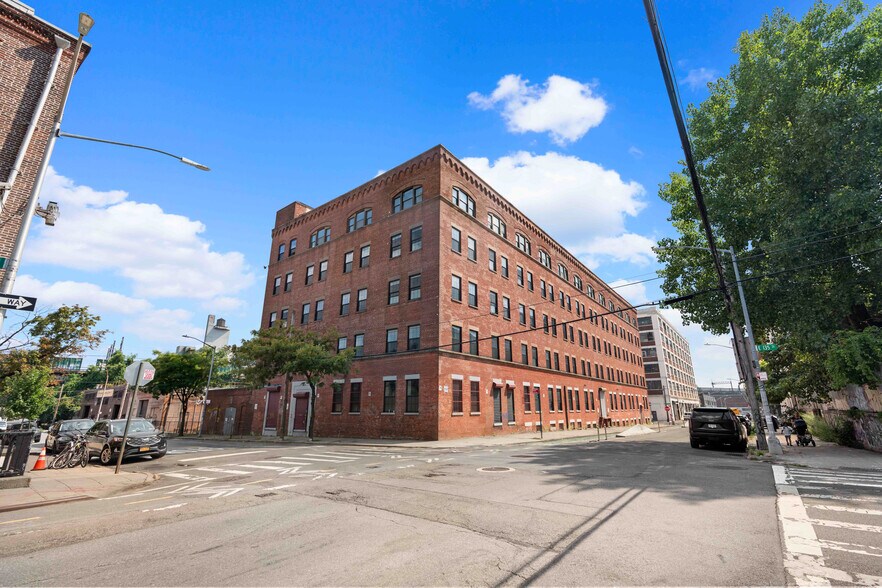 More Photos Of 780 E 135th St, Bronx Warehouse For Sale