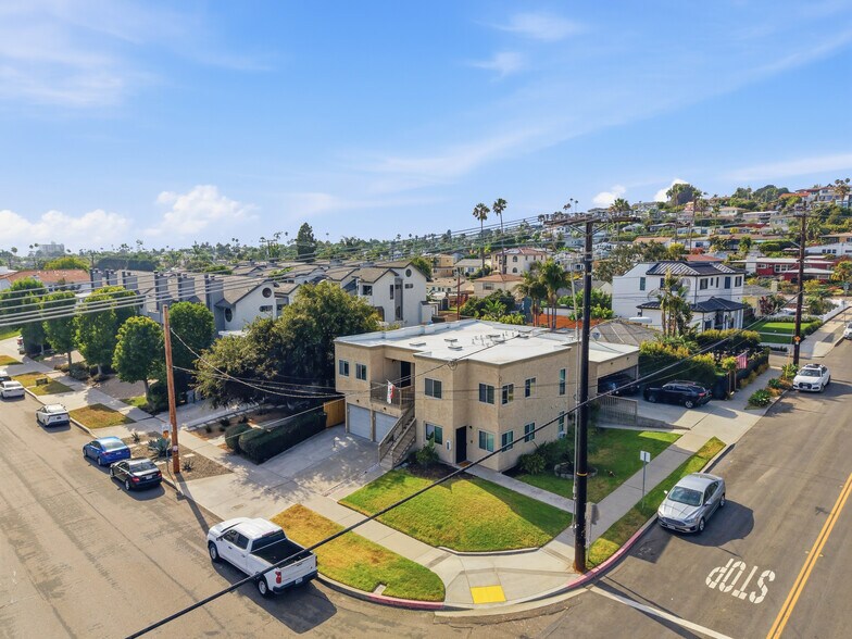 More Photos Of 1676 Chalcedony St, San Diego Apartments For Sale
