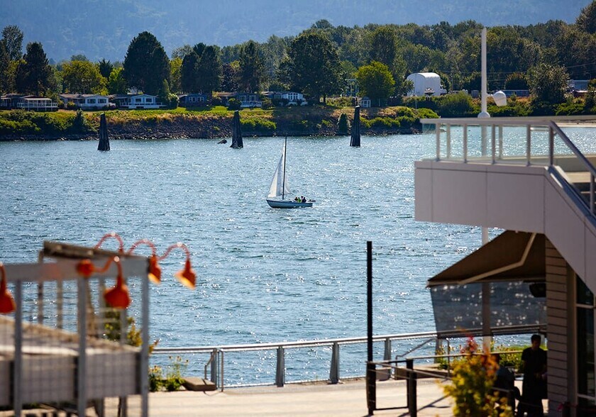 More Photos Of 700 Waterfront Way, Vancouver Apartments For Lease