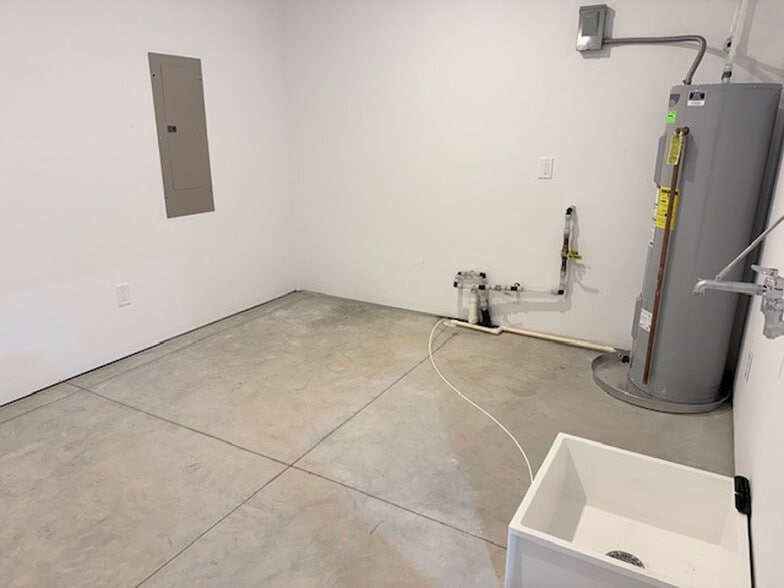 More Photos Of 8939 S Sprinkle Rd, Portage Warehouse For Sale