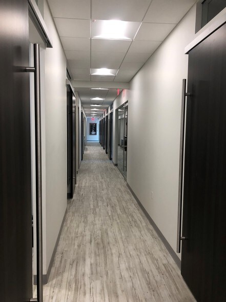 More Photos Of 4716 Dexter Dr, Plano Medical For Lease