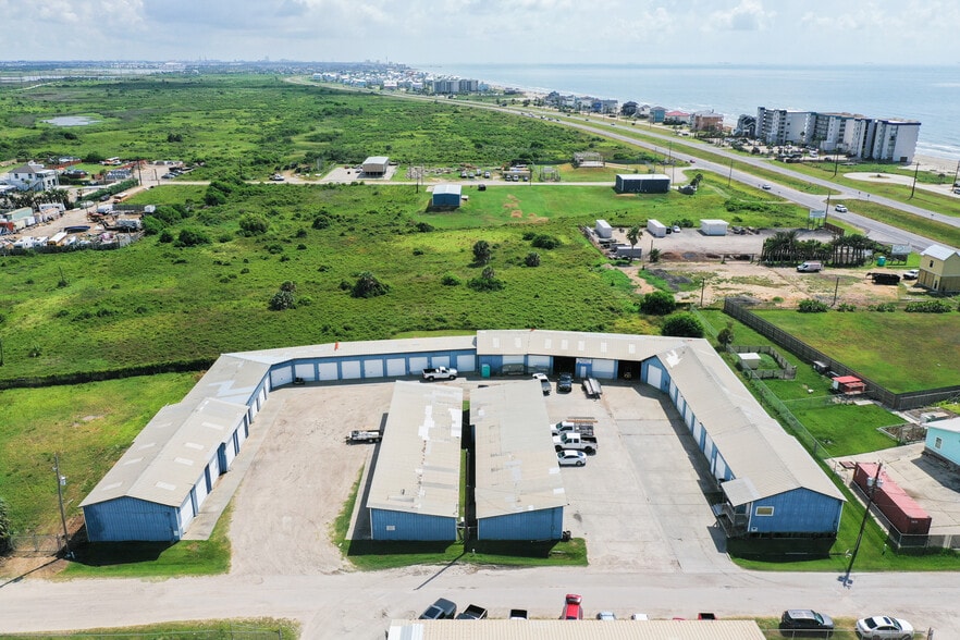 More Photos Of 4820 Pean St, Galveston Warehouse For Sale