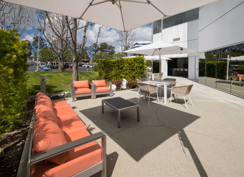 More Photos Of 19191 S Vermont Ave, Torrance Office For Lease