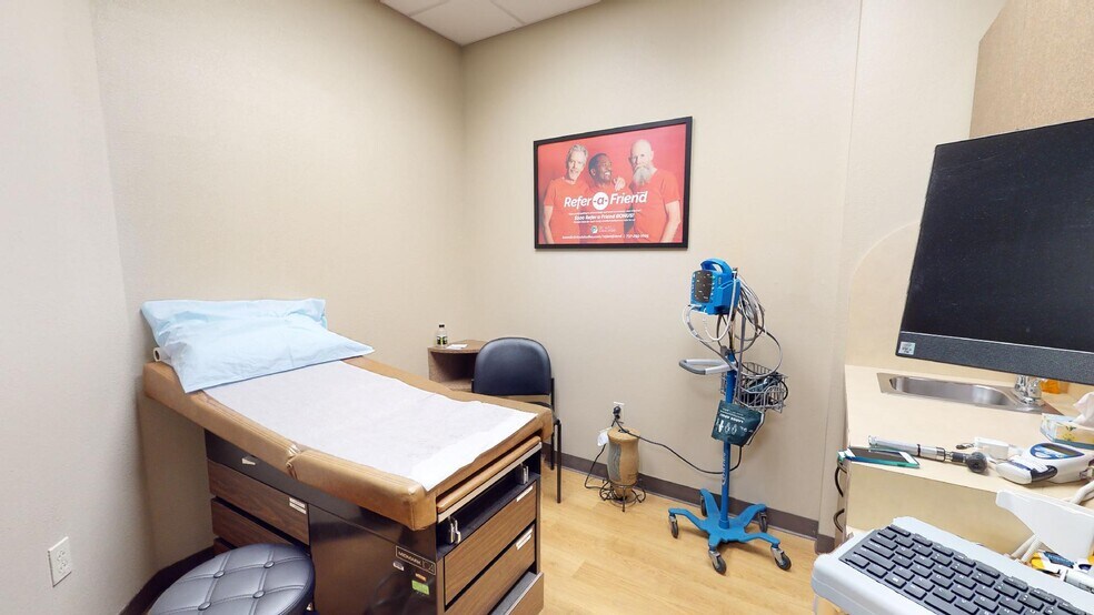 More Photos Of 16040 Park Valley Dr, Round Rock Medical For Lease