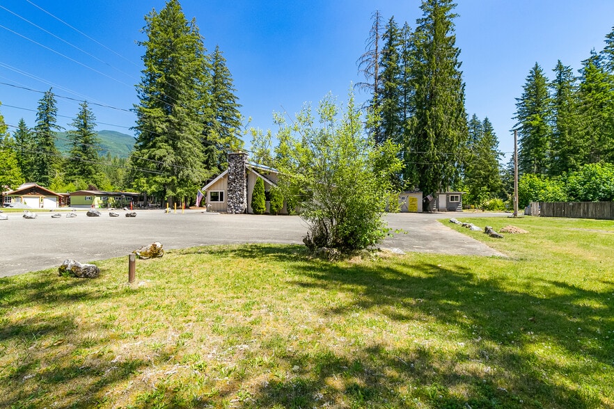 More Photos Of 7461 MT Baker Hwy, Deming Restaurant For Sale