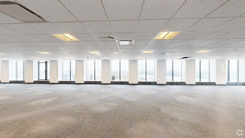 Primary Photo Of 500 Pl D'armes, Montréal Office For Lease