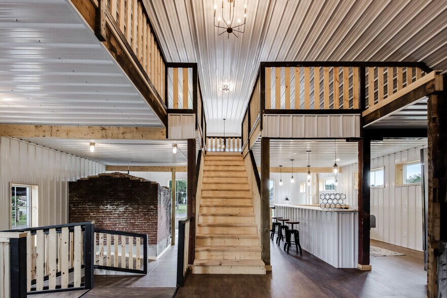 More Photos Of 646 Banks St, Chetek Specialty For Sale