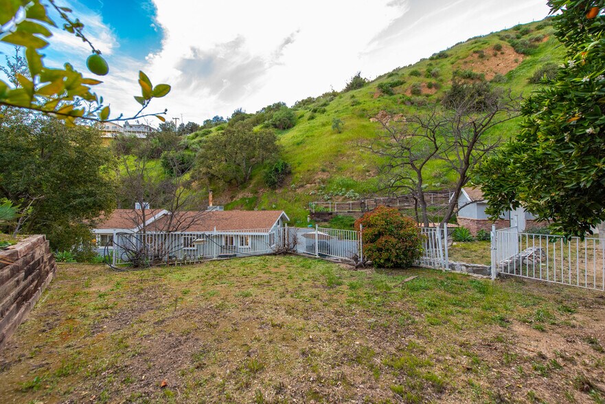 More Photos Of 12141 Wildwood Trl, Kagel Canyon Specialty For Sale