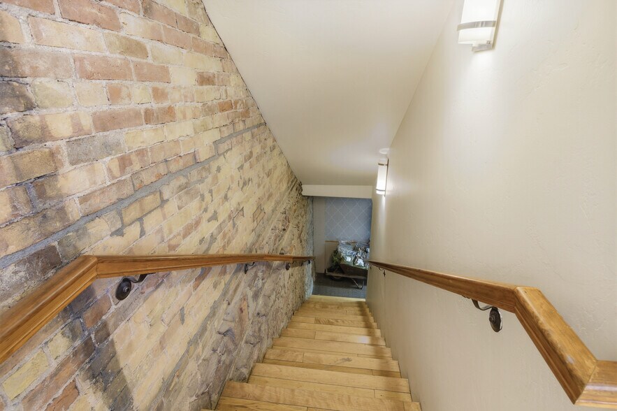 More Photos Of 713 Cooper Ave, Glenwood Springs General Retail For Sale