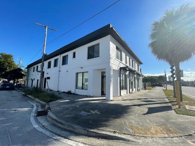 Primary Photo Of 2032-2036 N Dixie Hwy, West Palm Beach Apartments For Sale