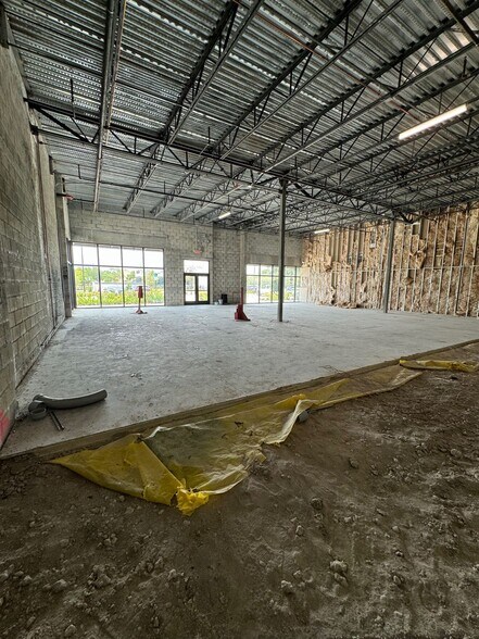 More Photos Of NWC Flamingo Rd And Miramar Pky, Miramar Unknown For Lease