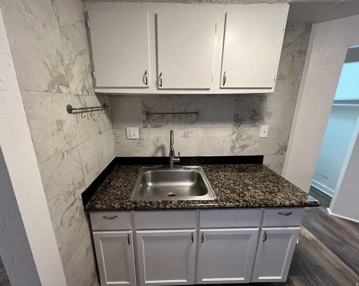 More Photos Of 457 S 500 E, Provo Apartments For Sale