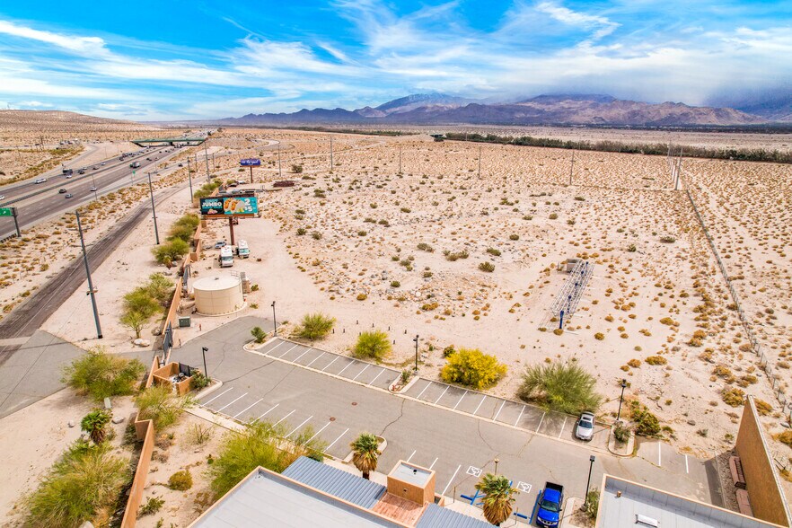 More Photos Of 3301 Micro Pl, Palm Springs Manufacturing For Lease