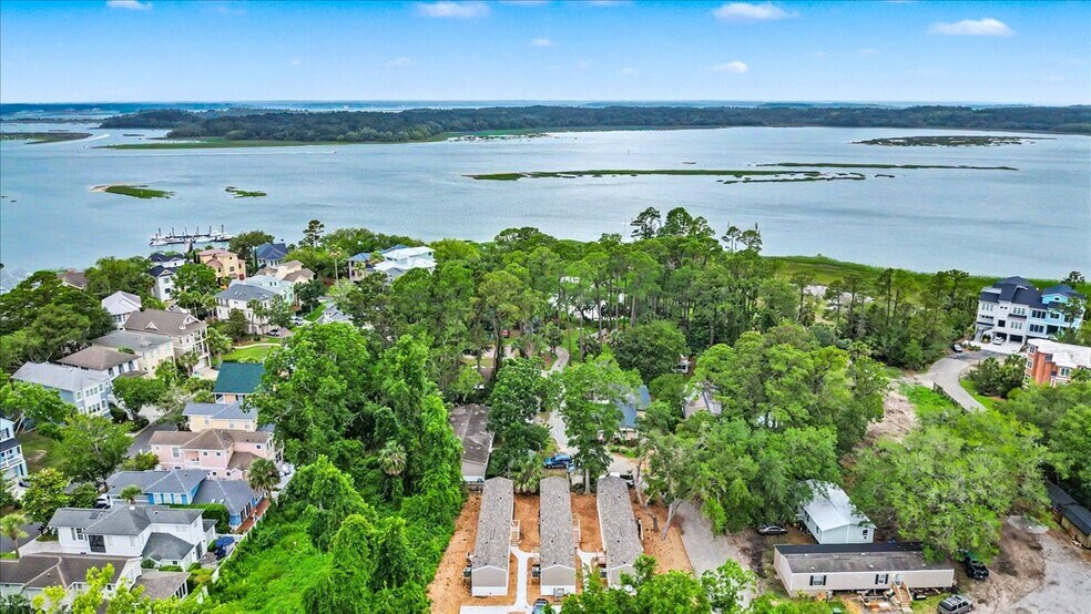 Primary Photo Of 120 Red Fox Mnr, Hilton Head Island Multifamily For Sale