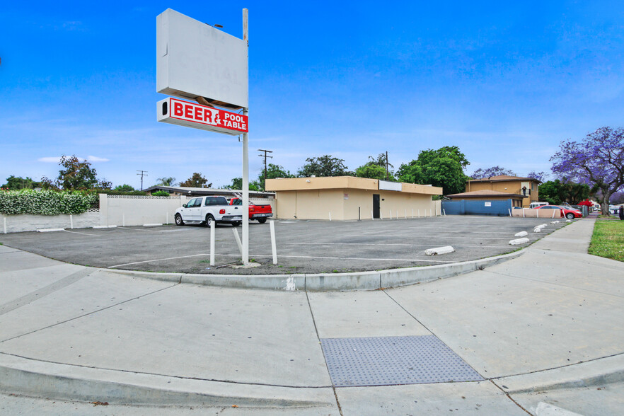 Primary Photo Of 1902 S Standard Ave, Santa Ana Restaurant For Sale