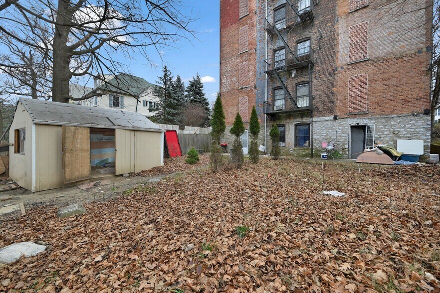 More Photos Of 737 Warburton Ave, Yonkers Apartments For Sale