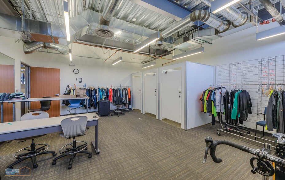 More Photos Of 101 S Taylor Ave, Louisville Warehouse For Lease