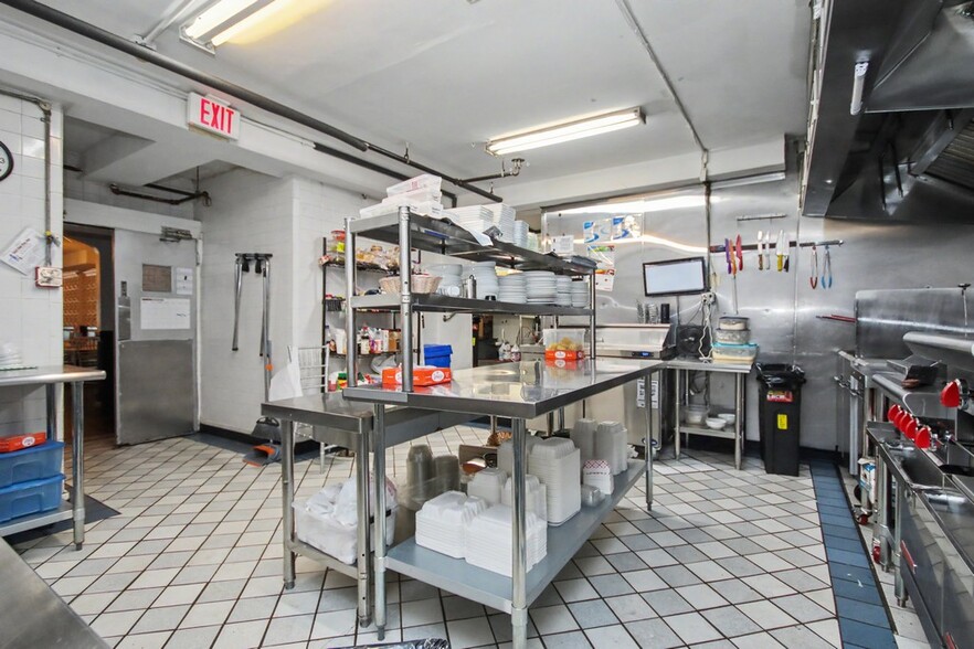 More Photos Of 907-911 South St, Peekskill Storefront Retail Office For Sale