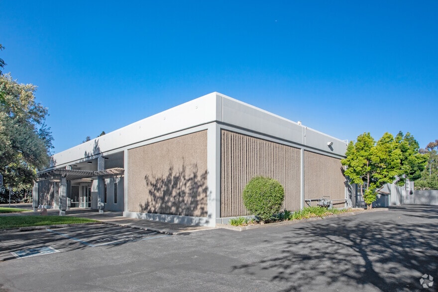 Primary Photo Of 300 Pioneer Way, Mountain View Research And Development For Sale