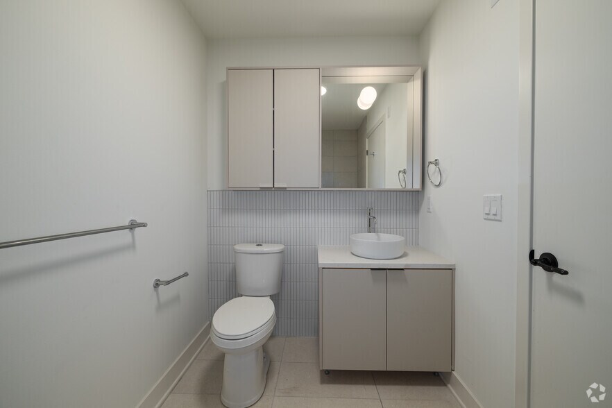 More Photos Of 859-869 Communipaw Ave, Jersey City Apartments For Lease