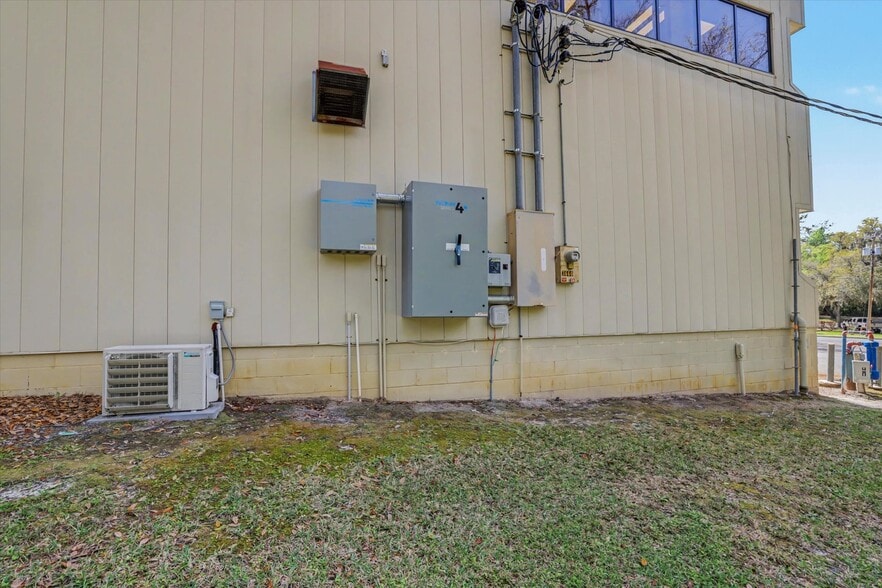 More Photos Of 3660 Hartsfield Rd, Tallahassee Office For Sale