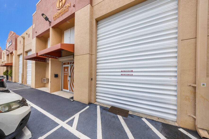 More Photos Of 12240 SW 128th Ct, Miami Warehouse For Sale