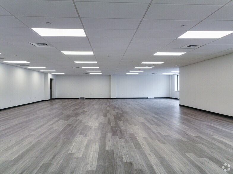 More Photos Of 201 Elizabeth St, Bordentown Warehouse For Lease