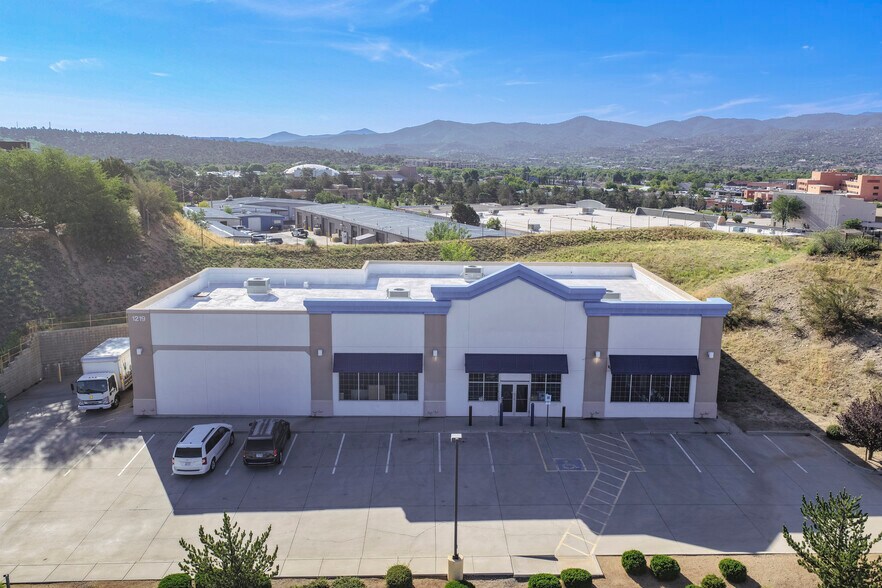 More Photos Of 1219 Gail Gardner Way, Prescott Freestanding For Lease