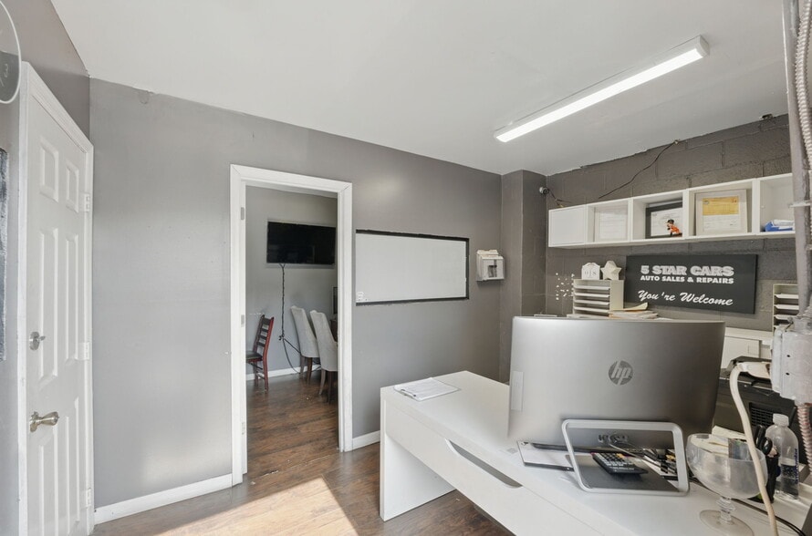 More Photos Of 303 S Eaton St, Baltimore General Retail For Sale