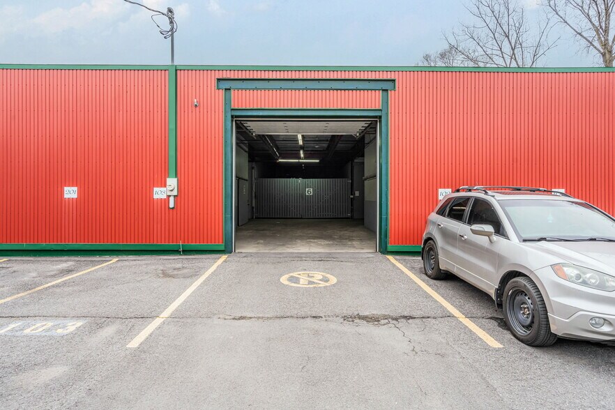 More Photos Of 141 Rue De Salaberry, Saint-jean-sur-richelieu Warehouse For Lease