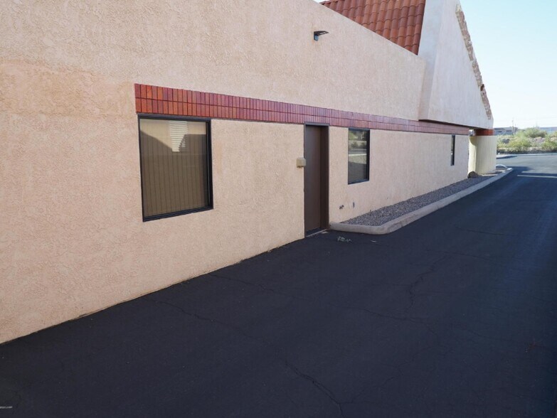 More Photos Of 1840 Mesquite Ave, Lake Havasu City Medical For Lease