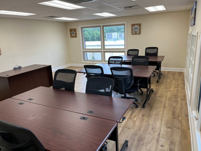 More Photos Of 254 Brick Blvd, Brick Medical For Lease