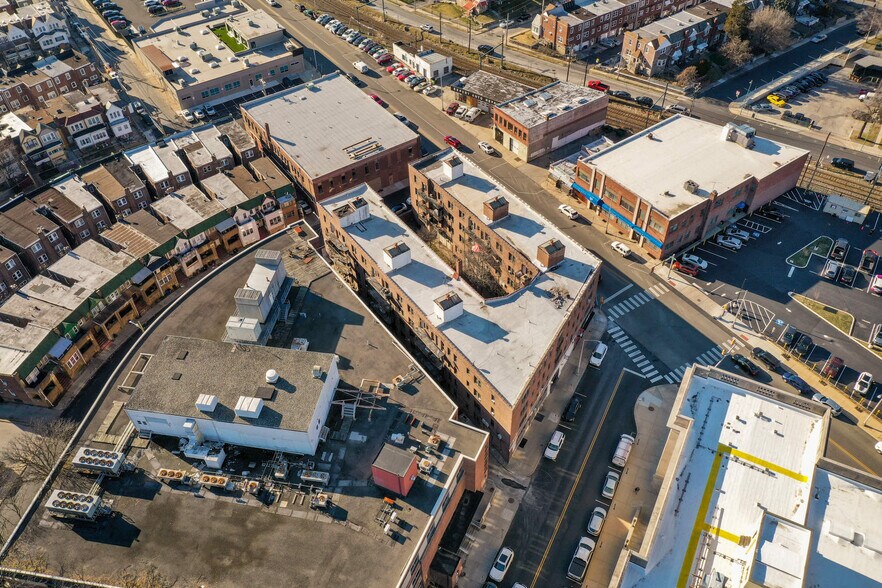 More Photos Of 130-146 Garrett Rd, Upper Darby Township Apartments For Sale