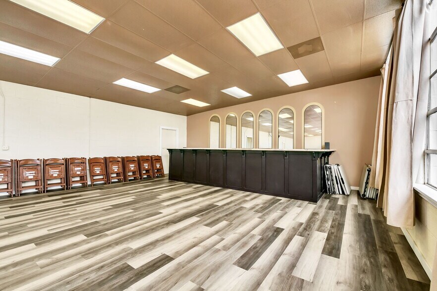 More Photos Of 31414 Harris Dr, Harrisburg Lodge Meeting Hall For Sale