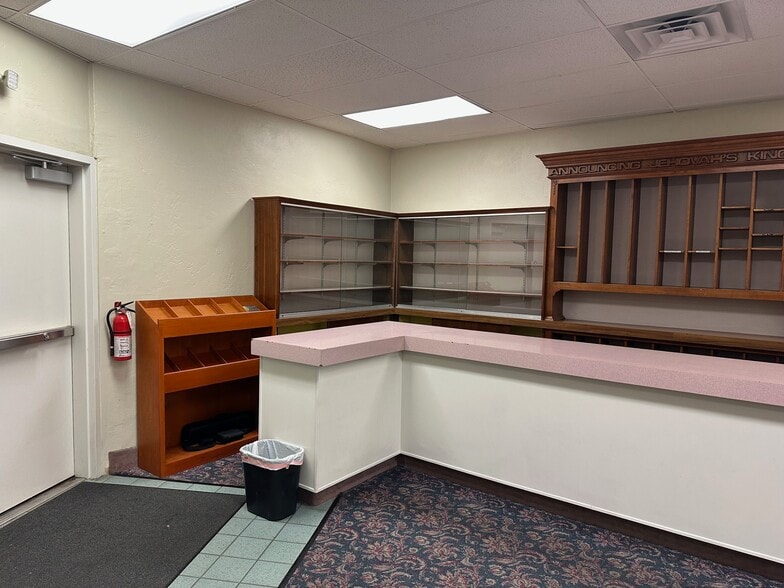 More Photos Of 5602 Rosemead Blvd, Temple City Office For Sale